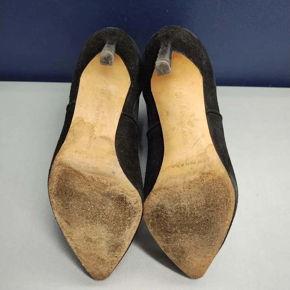 Manolo Blahnik delivery toe items